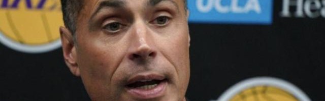 开云移动端-佩林卡仍对韦少抱有很高期待 称湖人补强尚未结束