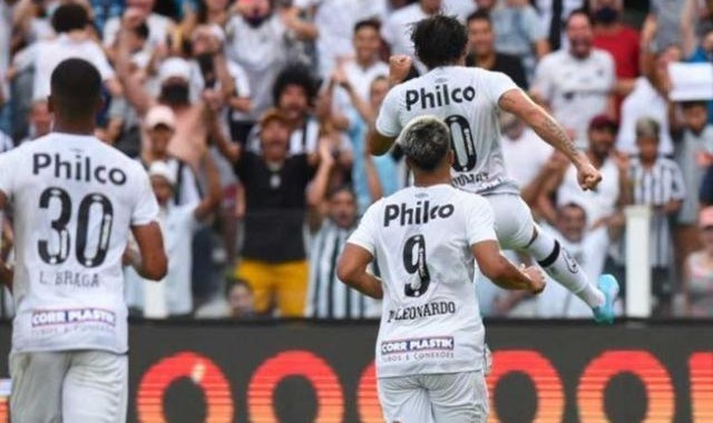 开云中国-中国国籍 回巴西算外援 高拉特为桑托斯进球啦！